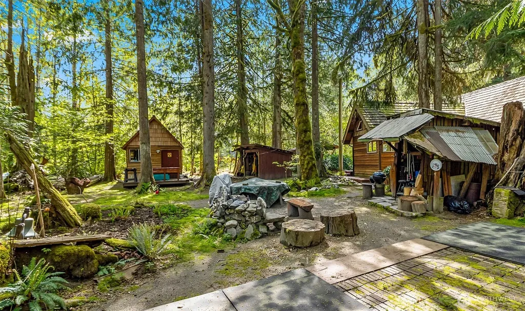18242 643rd Avenue NE Baring WA 98224