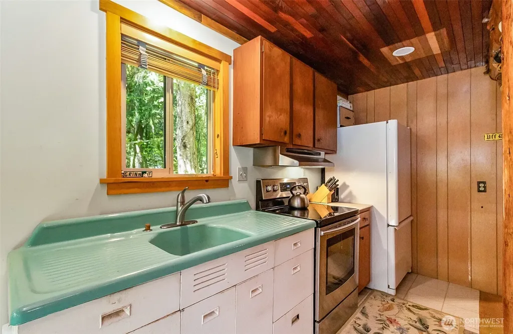 18242 643rd Avenue NE Baring WA 98224