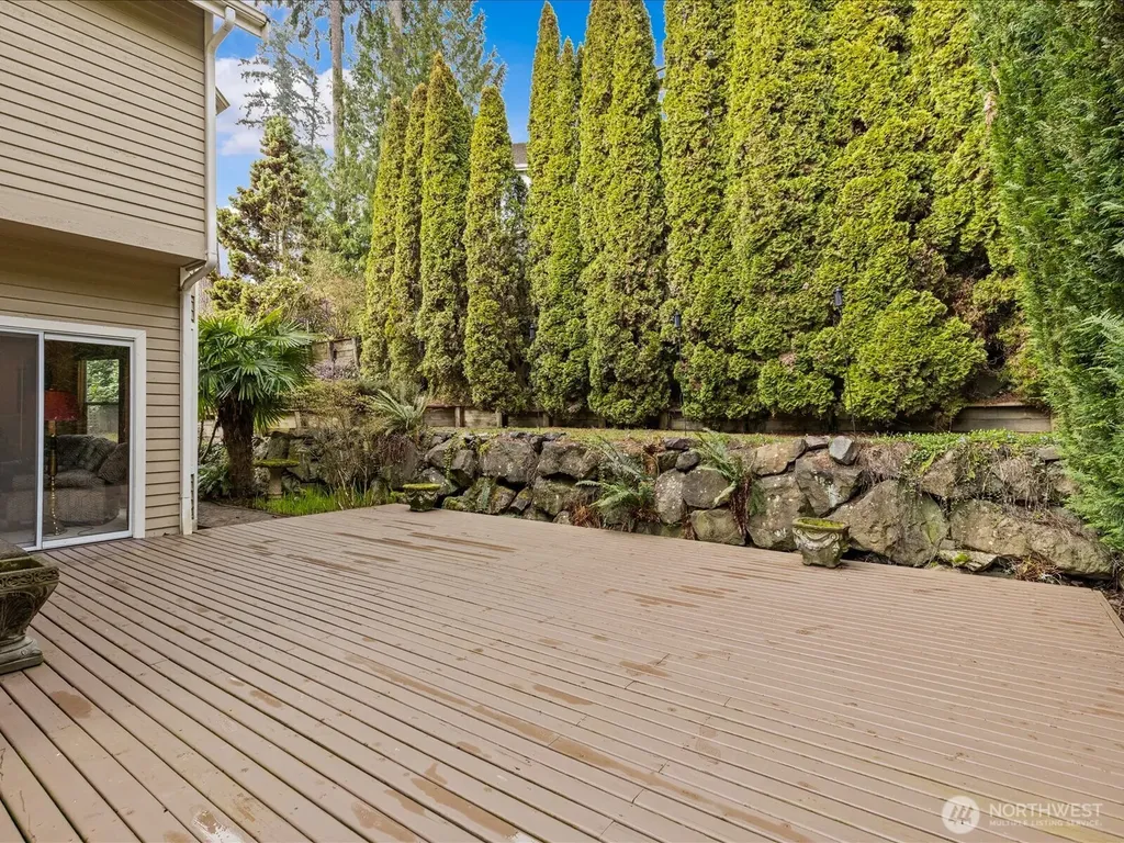 19607 110th Place NE Bothell WA 98011