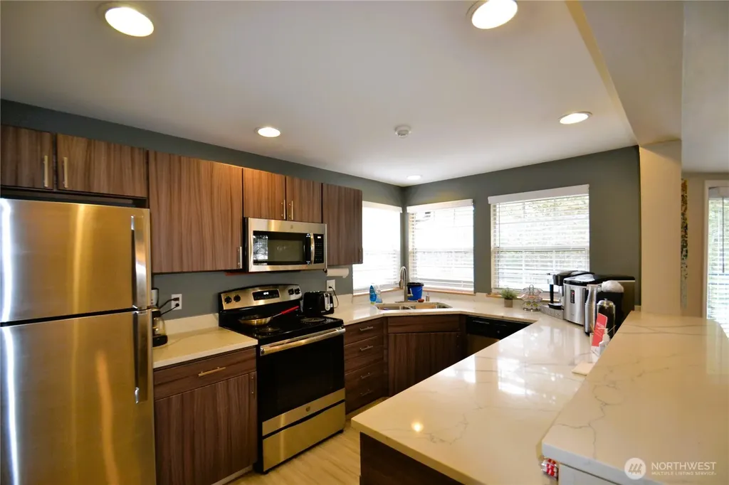 19607 110th Place NE Bothell WA 98011