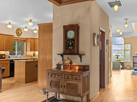 19607 110th Place NE Bothell WA 98011