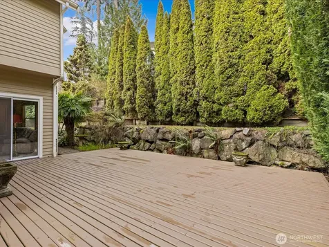 19607 110th Place NE Bothell WA 98011
