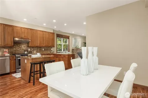 303 Bellevue Way SE Bellevue WA 98004