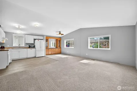 23825 15th Avenue SE Bothell WA 98021
