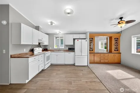 23825 15th Avenue SE Bothell WA 98021