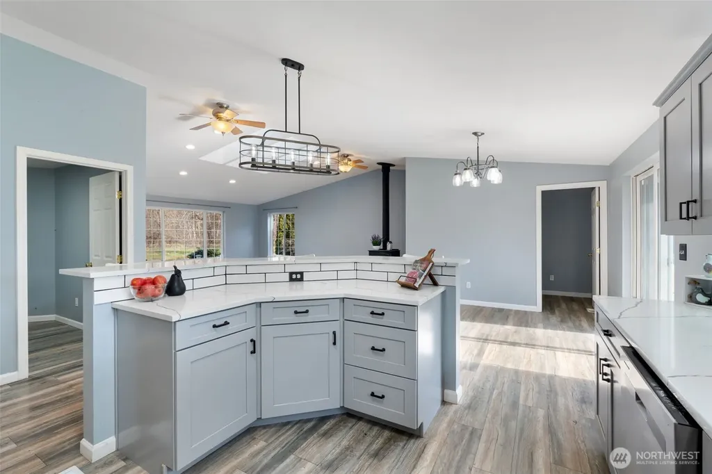 453 Coma Road Vader WA 98593