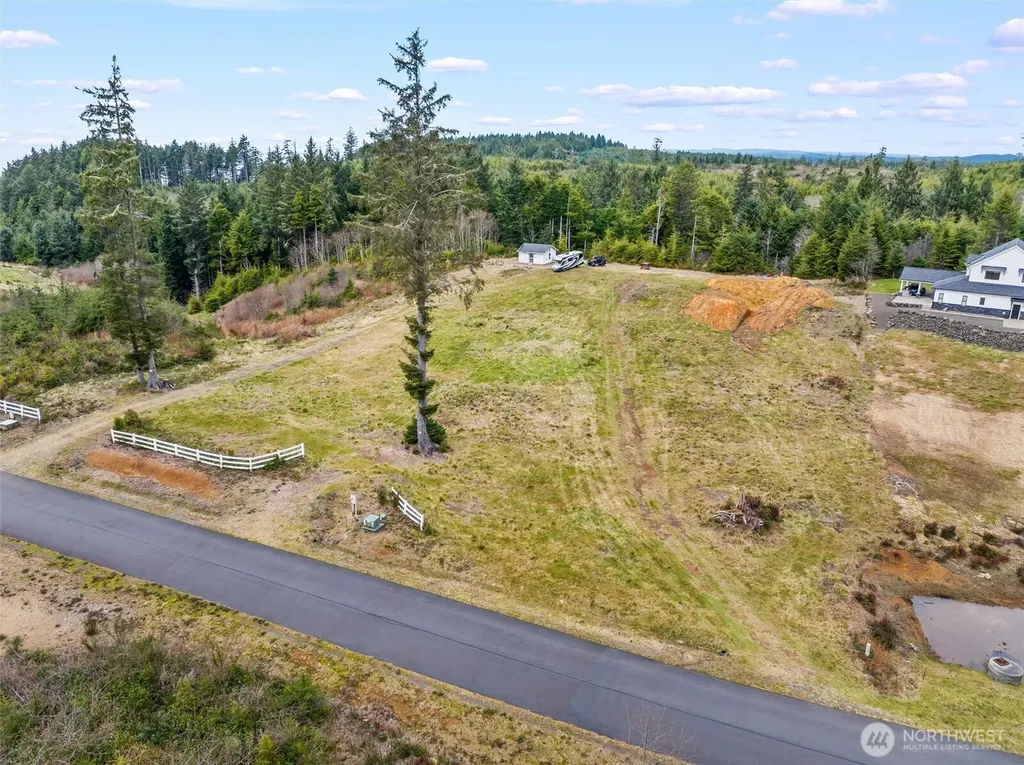 14 Chauncey Lane W Pacific Beach WA 98571