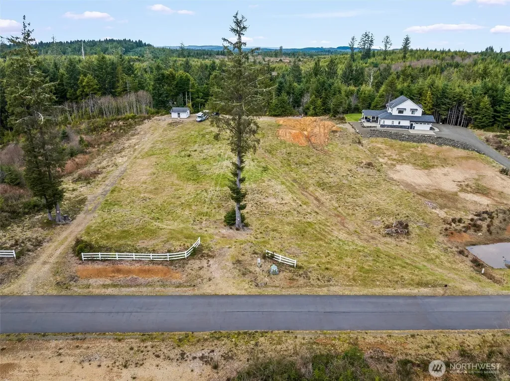 14 Chauncey Lane W Pacific Beach WA 98571