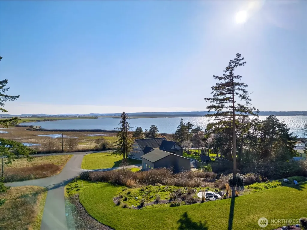 5 Bayside Terrace Drive Mount Vernon WA 98273