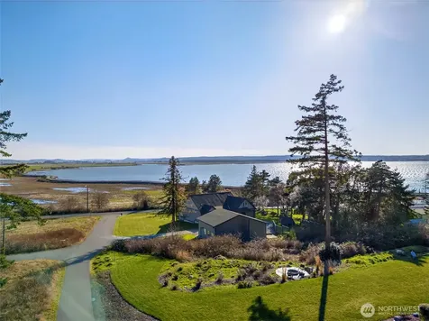 5 Bayside Terrace Drive Mount Vernon WA 98273