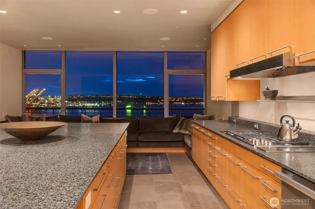 715 2nd Avenue Seattle WA 98104