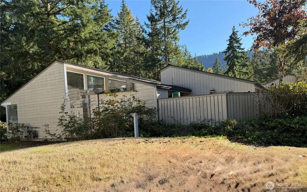 1 Lake Louise Bellingham WA 98229
