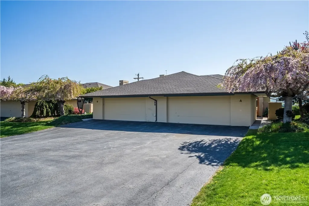 1 Halmalka Court Manson WA 98831