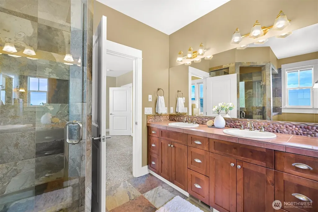 4926 Coronado Lane Bellingham WA 98229