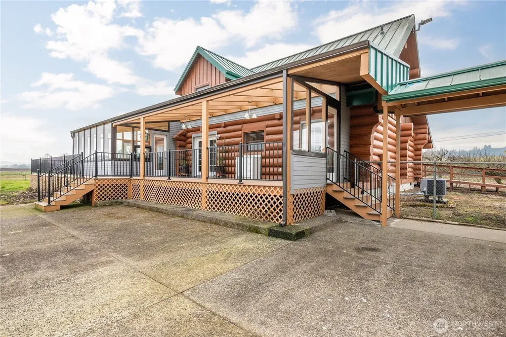 6946 Willow Grove Road Longview WA 98632