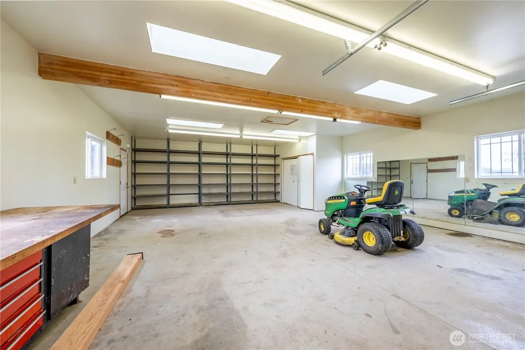6946 Willow Grove Road Longview WA 98632