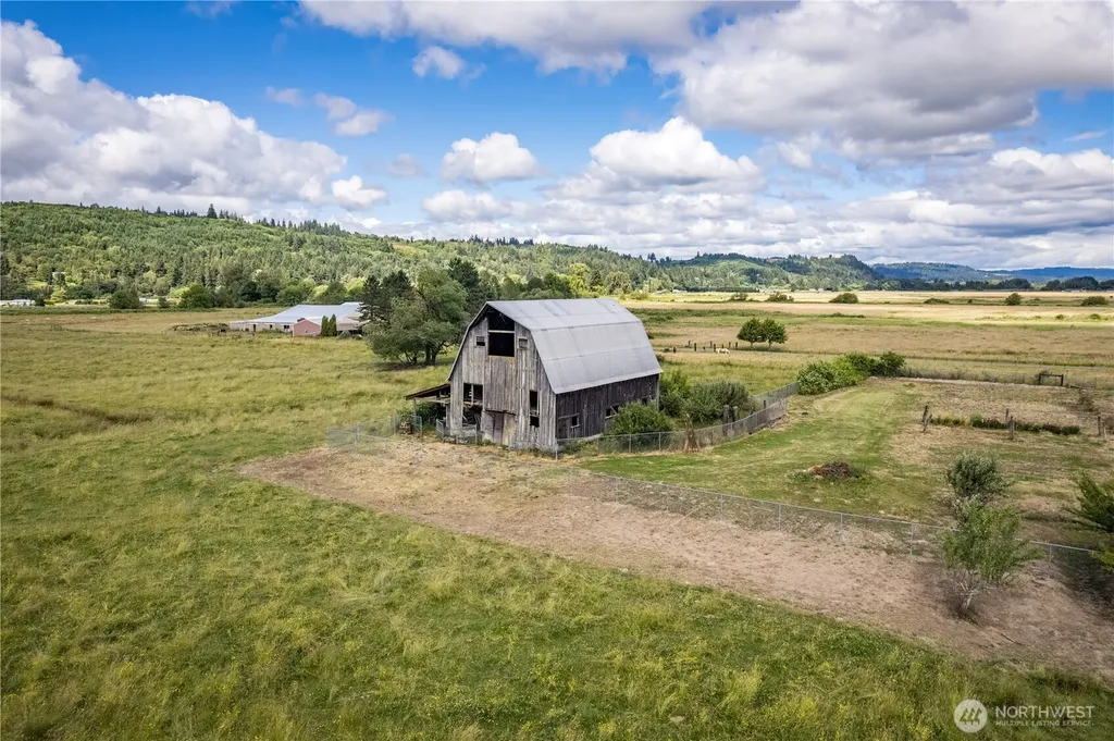 6946 Willow Grove Road Longview WA 98632