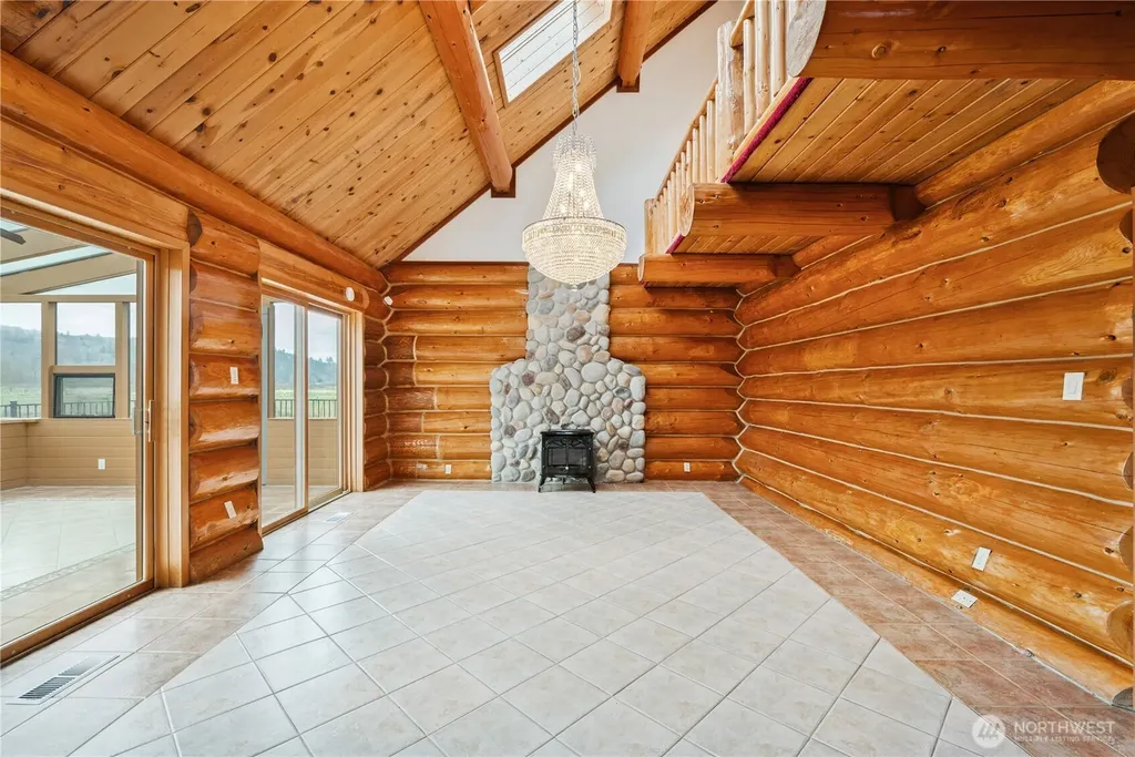 6946 Willow Grove Road Longview WA 98632