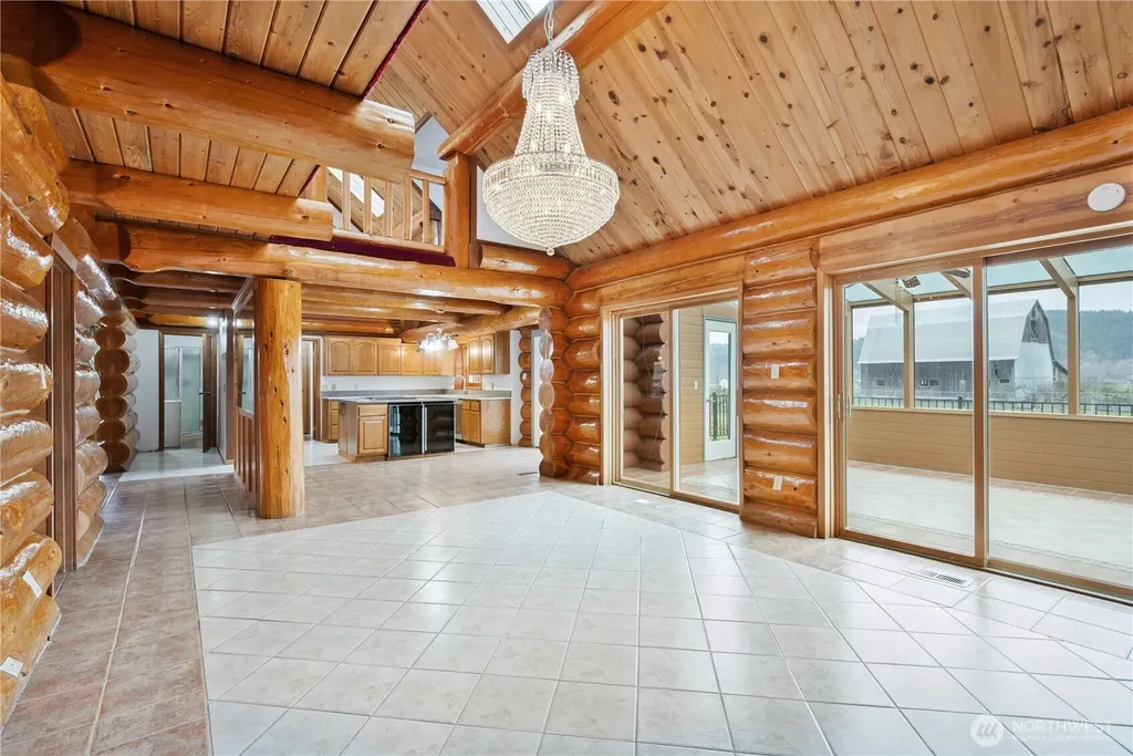 6946 Willow Grove Road Longview WA 98632