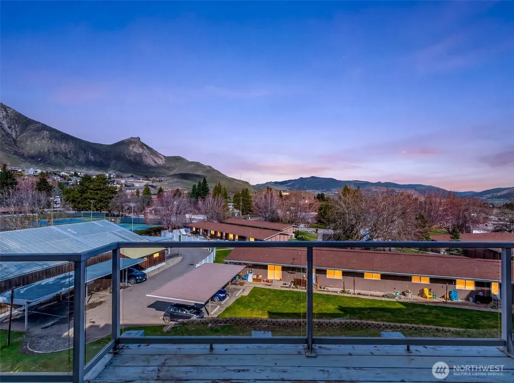 1818 Skyline Drive Wenatchee WA 98801