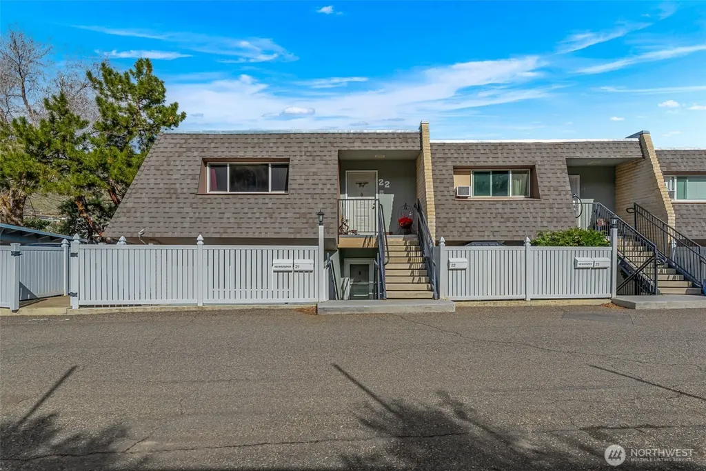 1818 Skyline Drive Wenatchee WA 98801