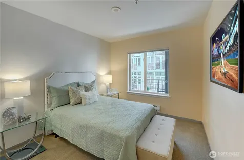 2717 Western Avenue Seattle WA 98121