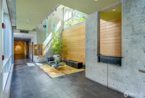 2717 Western Avenue Seattle WA 98121