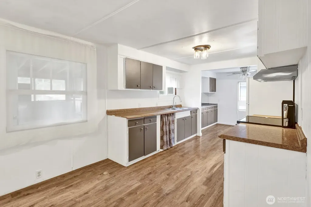 6245 Laurel Place Maple Falls WA 98266