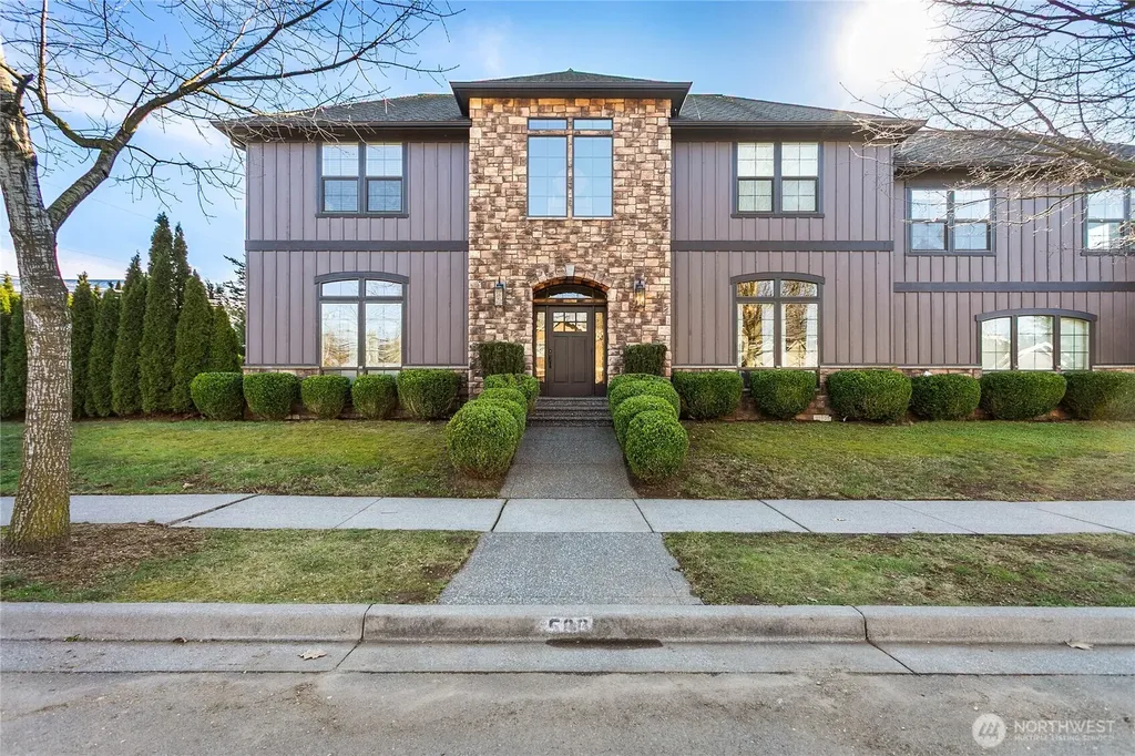 1580 Foxtail Street Lynden WA 98264