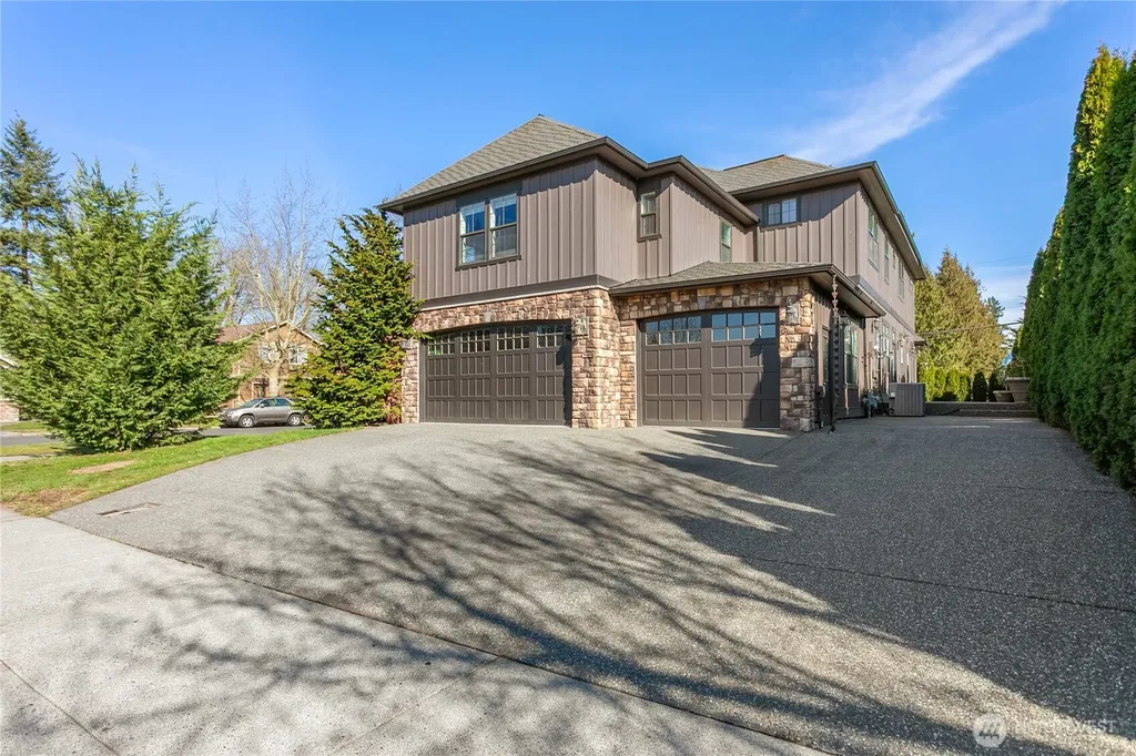 1580 Foxtail Street Lynden WA 98264