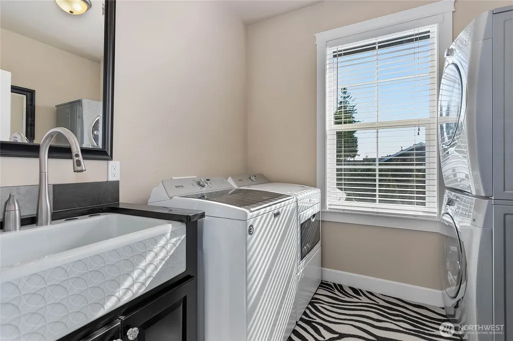 1580 Foxtail Street Lynden WA 98264