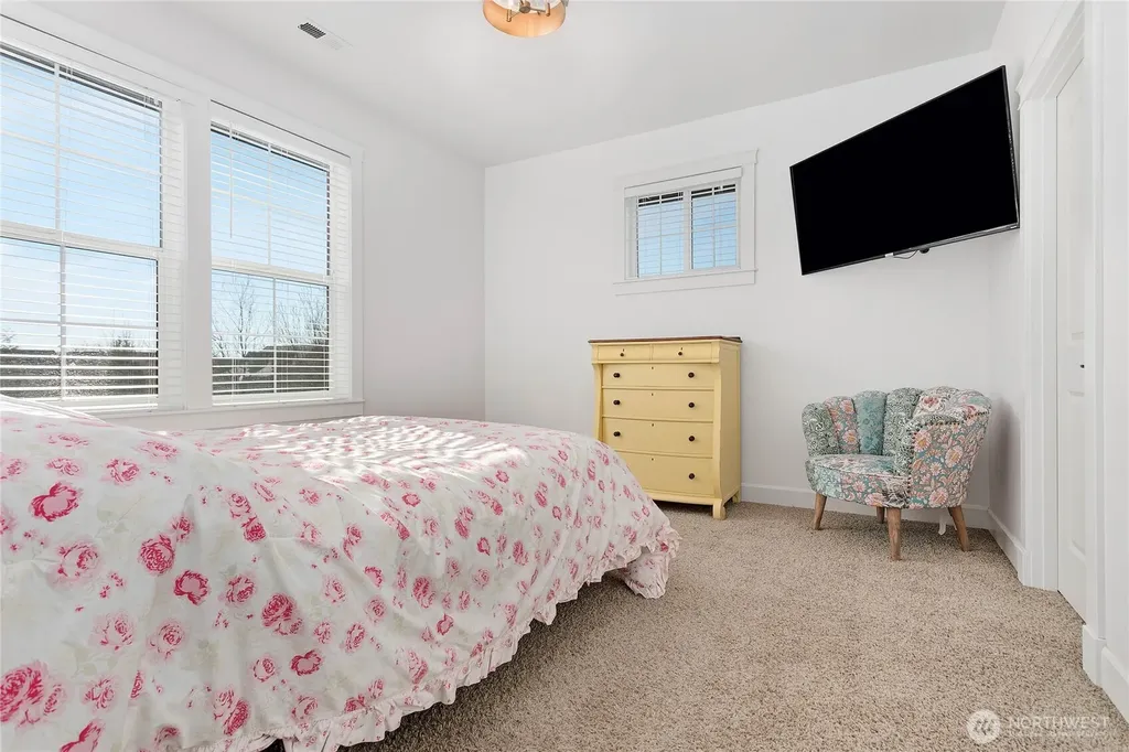 1580 Foxtail Street Lynden WA 98264