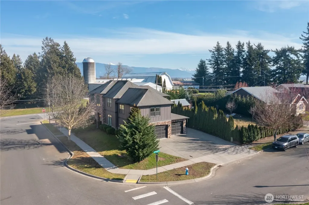 1580 Foxtail Street Lynden WA 98264