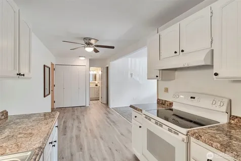 2500 81st Avenue SE Mercer Island WA 98040