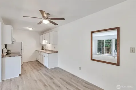 2500 81st Avenue SE Mercer Island WA 98040