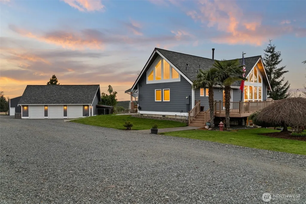 44010 14th Avenue E Eatonville WA 98328