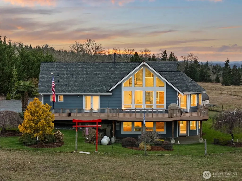 44010 14th Avenue E Eatonville WA 98328