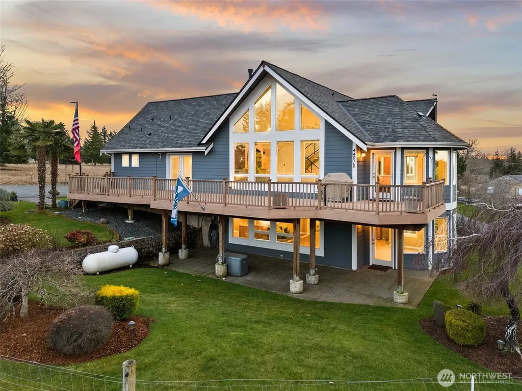 44010 14th Avenue E Eatonville WA 98328