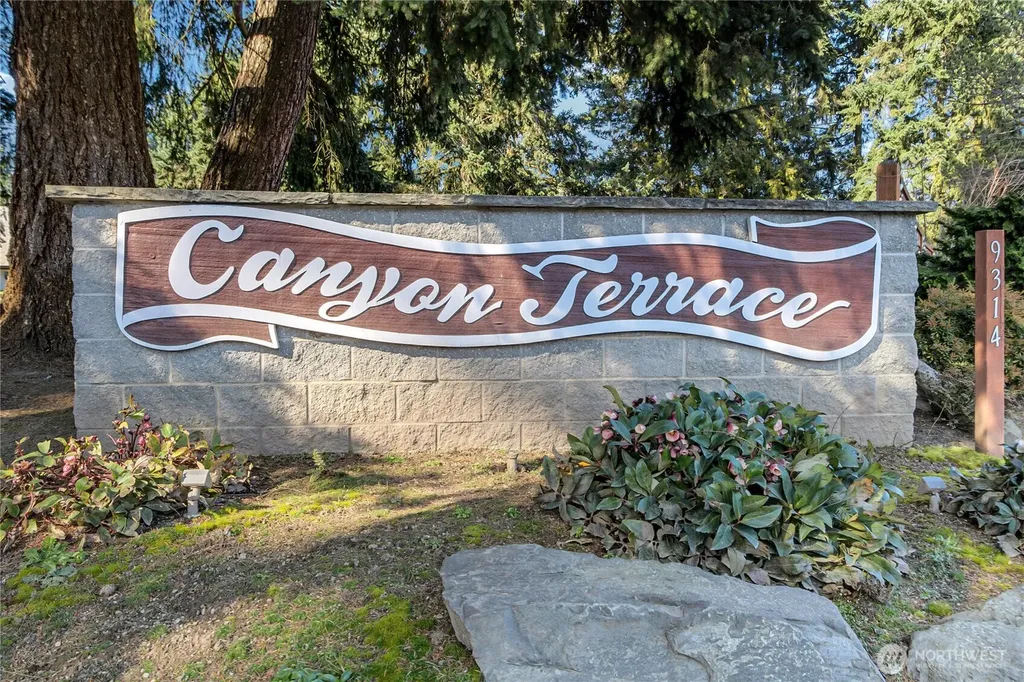 9314 Canyon Road E Puyallup WA 98371