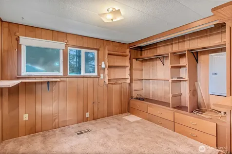 9314 Canyon Road E Puyallup WA 98371