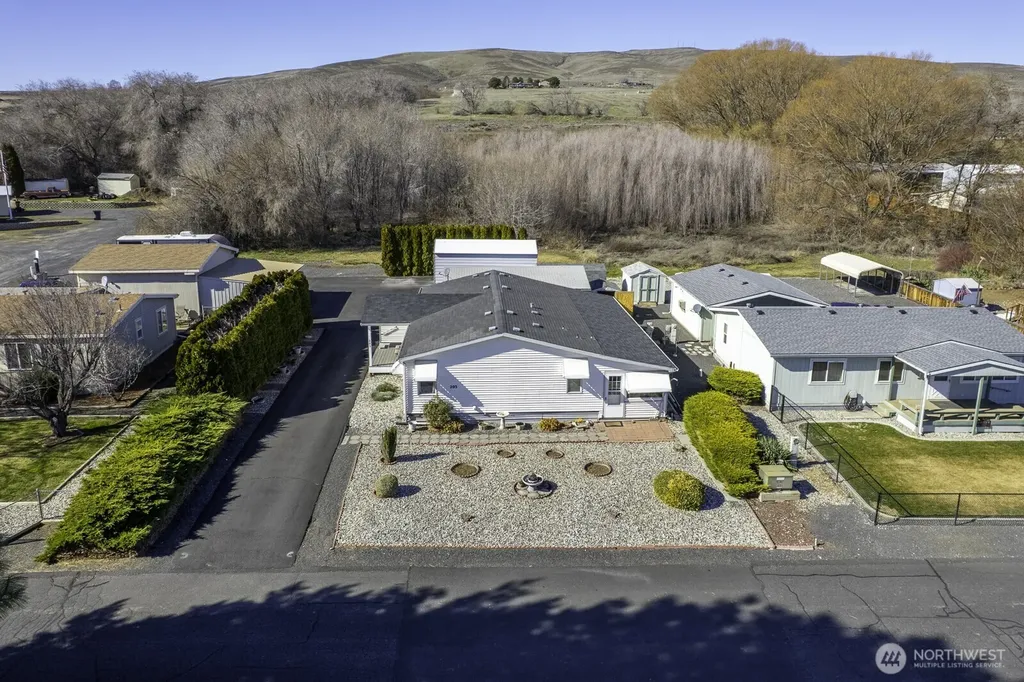 2361 Basin Street NW Ephrata WA 98823