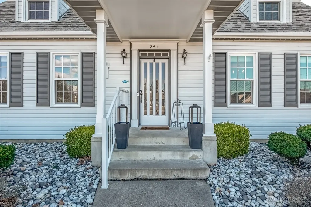 941 Idaho Street Wenatchee WA 98801