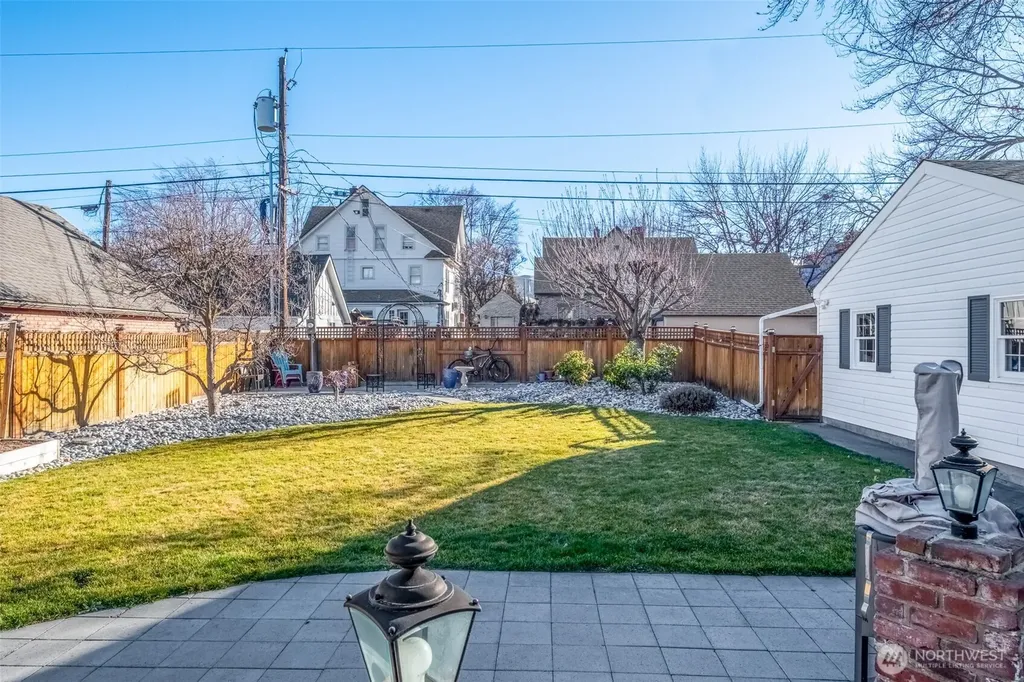 941 Idaho Street Wenatchee WA 98801