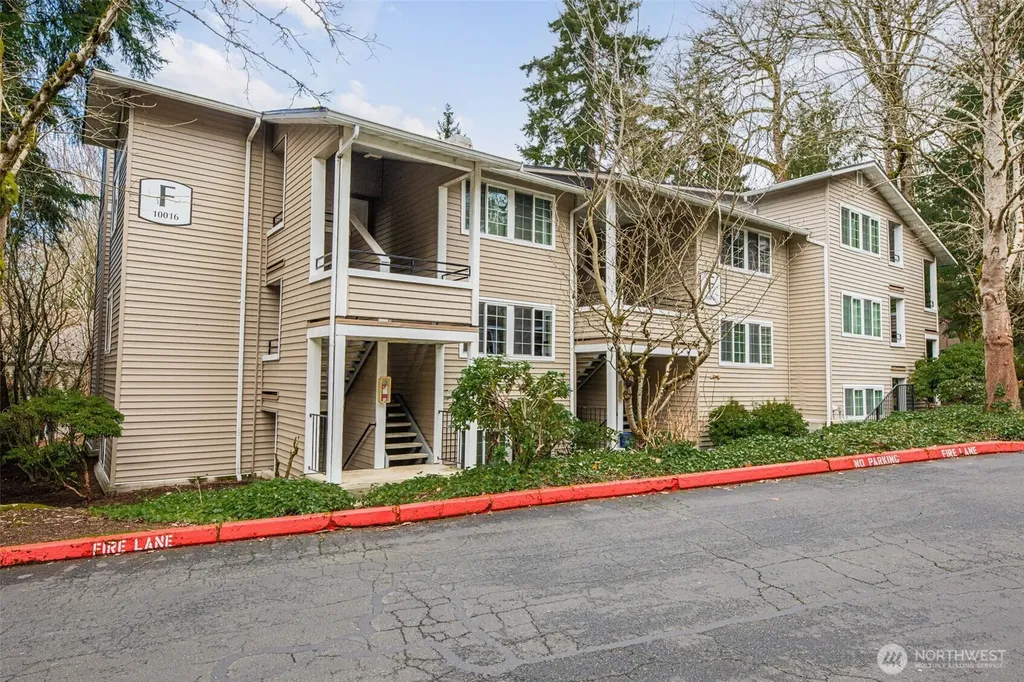 10016 NE 120th Lane Kirkland WA 98034