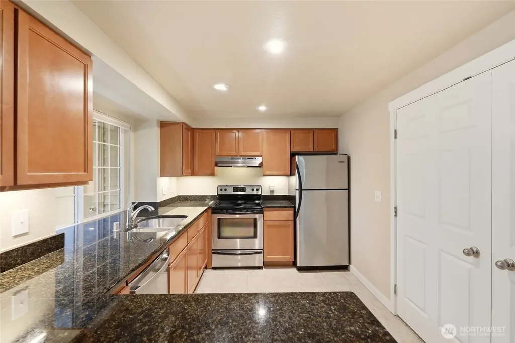 10016 NE 120th Lane Kirkland WA 98034