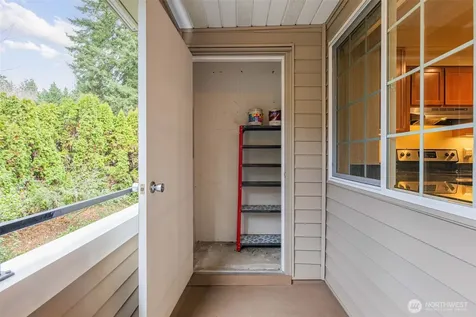 10016 NE 120th Lane Kirkland WA 98034