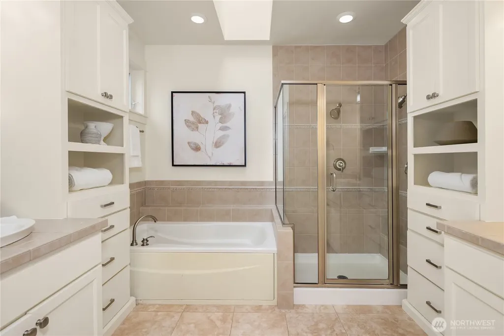 508 10th Avenue W Kirkland WA 98033
