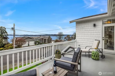 508 10th Avenue W Kirkland WA 98033
