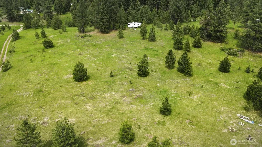 13 Miner's Ridge Road Oroville WA 98844