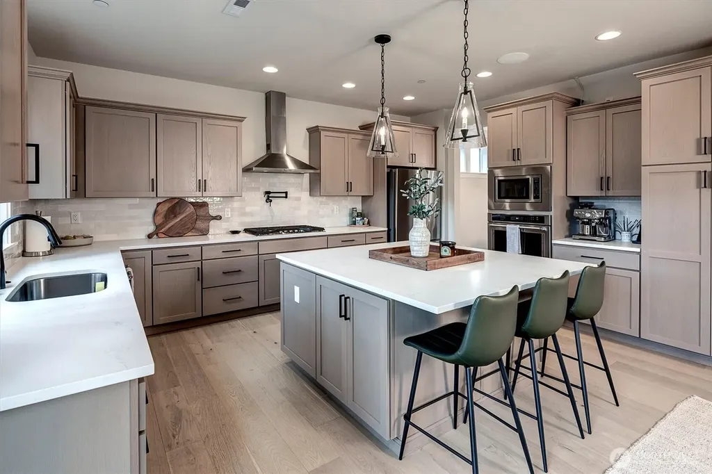 12143 NE 170th Place Bothell WA 98011